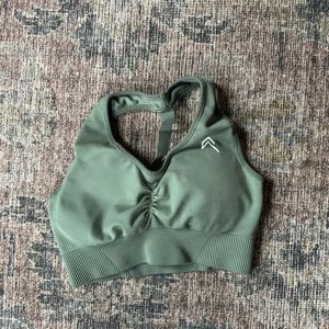 Size small oner active green sports bra